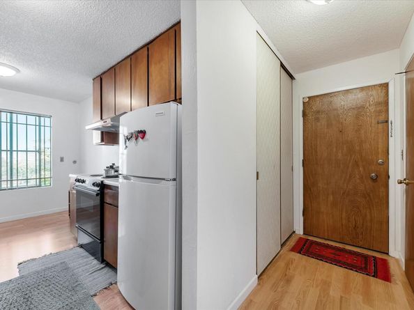 567 Oakland Ave 104, Oakland CA 94611