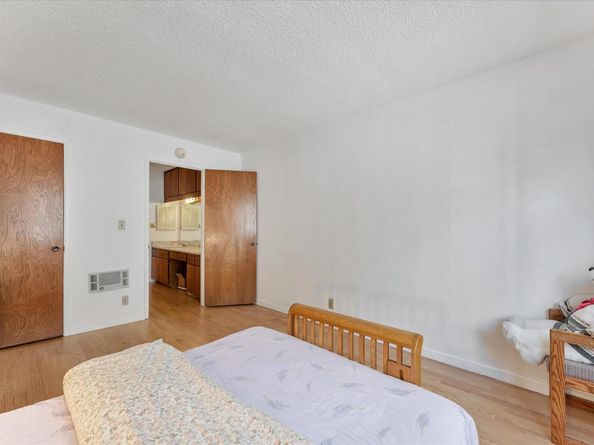 567 Oakland Ave 104, Oakland CA 94611