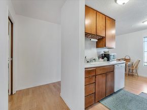 567 Oakland Ave 104, Oakland CA 94611