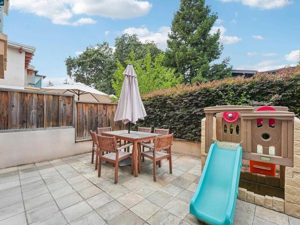 1539 Geary Rd C, Walnut Creek CA 94597