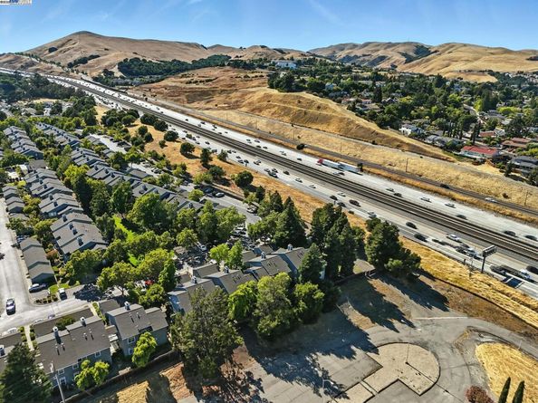 7635 Canyon Meadow Cir F, Pleasanton CA 94588