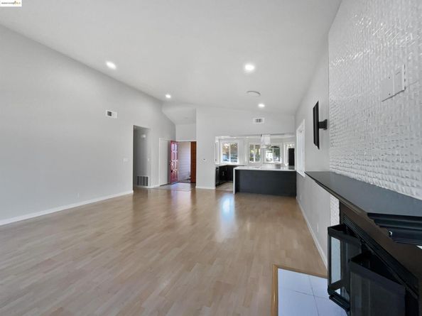2579 Bishop Ave, Fremont CA 94536