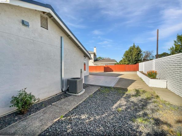 2579 Bishop Ave, Fremont CA 94536