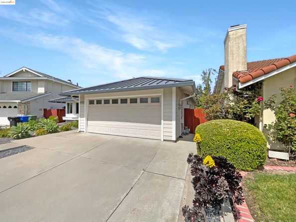 2579 Bishop Ave, Fremont CA 94536