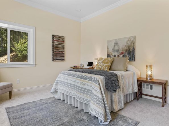 6588 Longwalk Dr, Oakland CA 94611