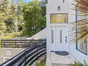 6588 Longwalk Dr, Oakland CA 94611