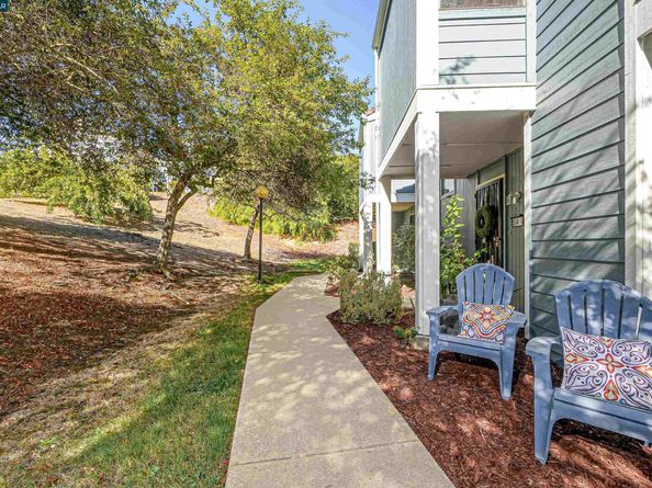 504 Athena 6, Hercules CA 94547