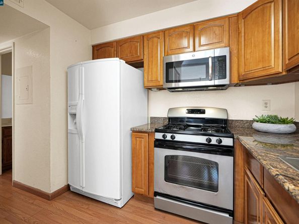 504 Athena 6, Hercules CA 94547