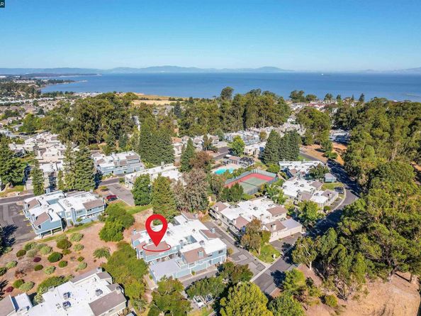 504 Athena 6, Hercules CA 94547