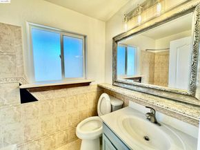 512 Central Ave, Alameda CA 94501