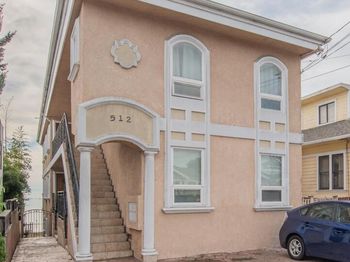 512 Central Ave