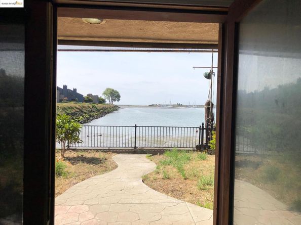 512 Central Ave, Alameda CA 94501