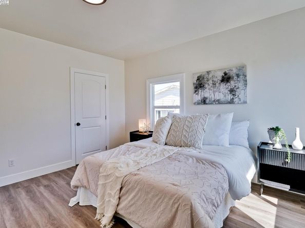 1611 15th Street, Oakland CA 94607