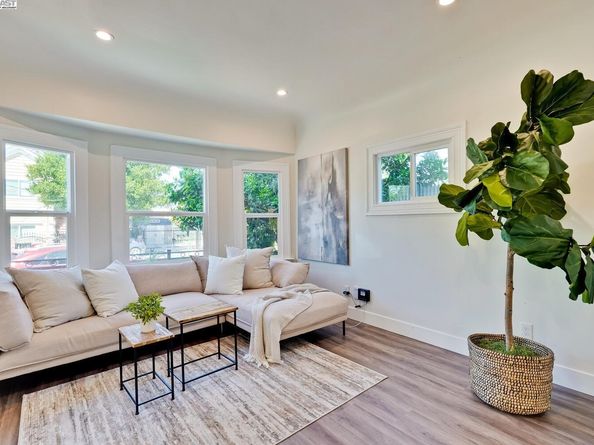 1611 15th Street, Oakland CA 94607