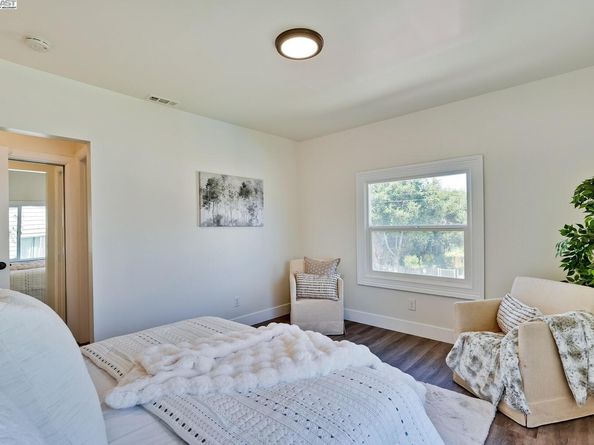 1611 15th Street, Oakland CA 94607
