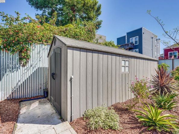 1611 15th Street, Oakland CA 94607