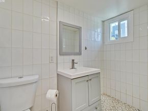 1611 15th Street, Oakland CA 94607