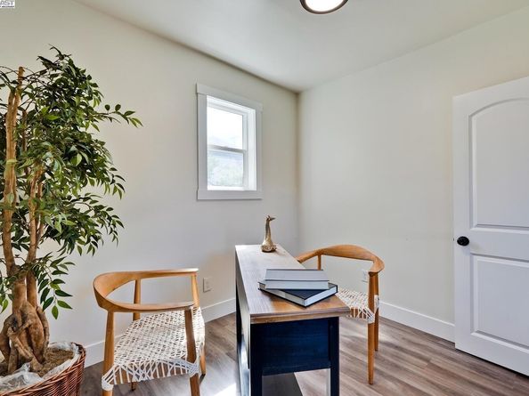 1611 15th Street, Oakland CA 94607