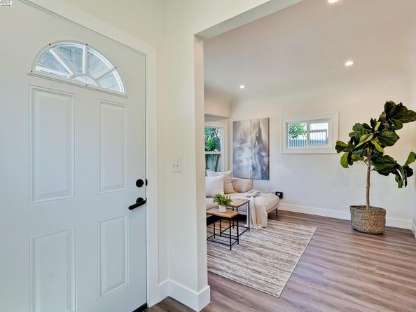 1611 15th Street, Oakland CA 94607