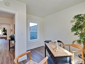 1611 15th Street, Oakland CA 94607