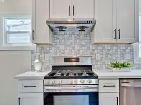 1611 15th Street, Oakland CA 94607