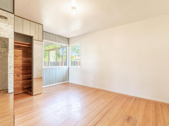 15204 Norton St, San Leandro CA 94579