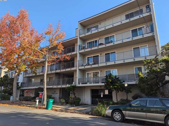 424 Staten Ave 308, Oakland CA 94610