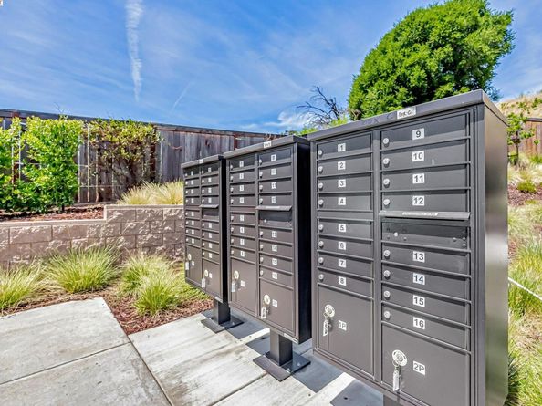 625 Delve Ct, Hayward CA 94544