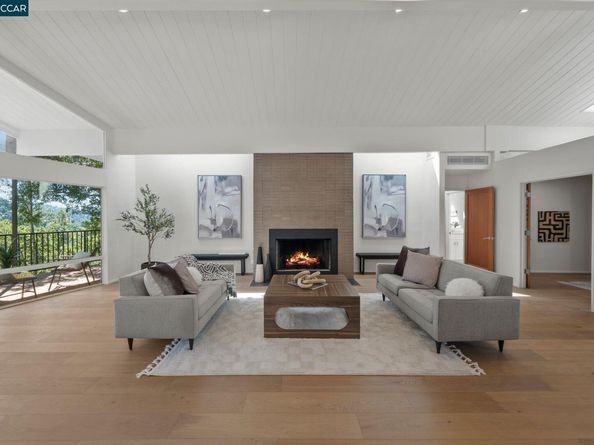 233 Melody Ln, Orinda CA 94563