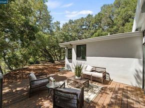 233 Melody Ln, Orinda CA 94563