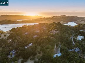 233 Melody Ln, Orinda CA 94563
