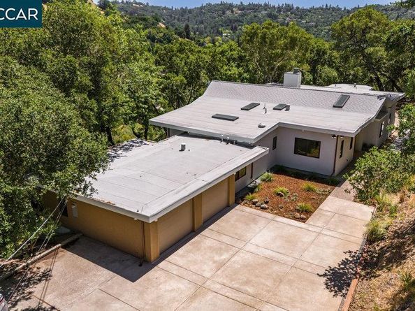233 Melody Ln, Orinda CA 94563