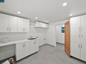 233 Melody Ln, Orinda CA 94563