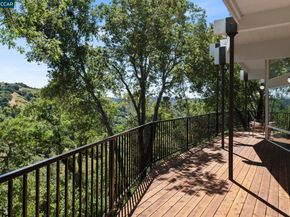 233 Melody Ln, Orinda CA 94563