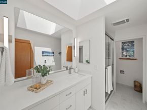 233 Melody Ln, Orinda CA 94563