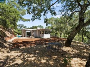 233 Melody Ln, Orinda CA 94563