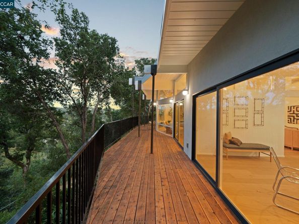 233 Melody Ln, Orinda CA 94563