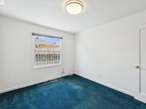 527 Capistrano Dr, Oakland CA 94603