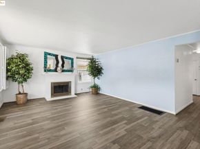 527 Capistrano Dr, Oakland CA 94603