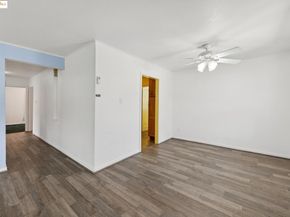 527 Capistrano Dr, Oakland CA 94603