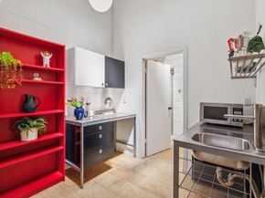 2112 West St 2, Oakland CA 94612