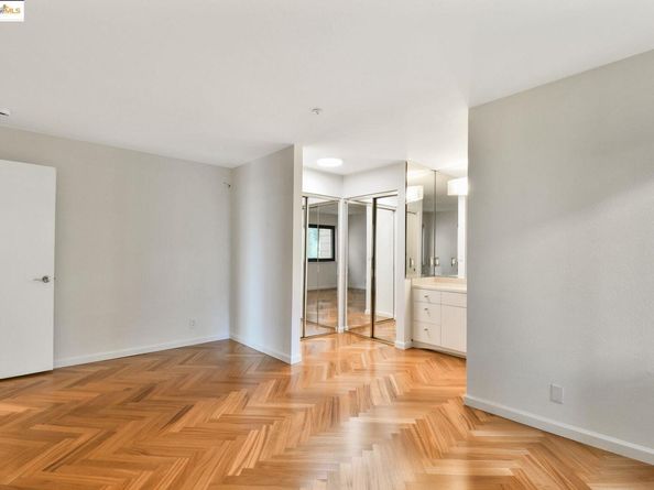 805 Red Leaf Court, San Francisco CA 94134
