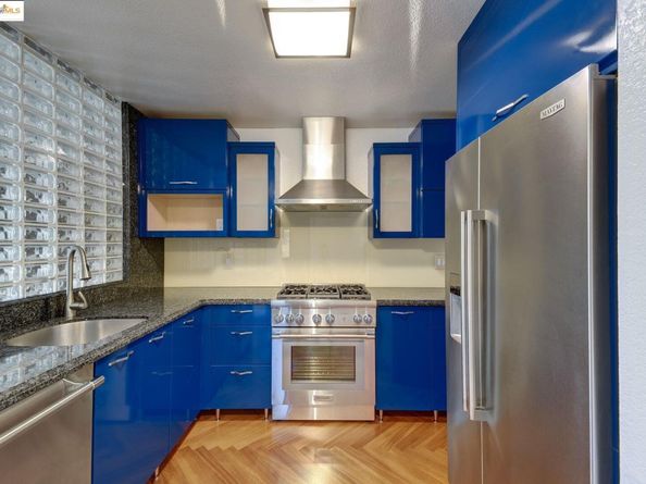 805 Red Leaf Court, San Francisco CA 94134