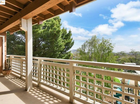 805 Red Leaf Court, San Francisco CA 94134