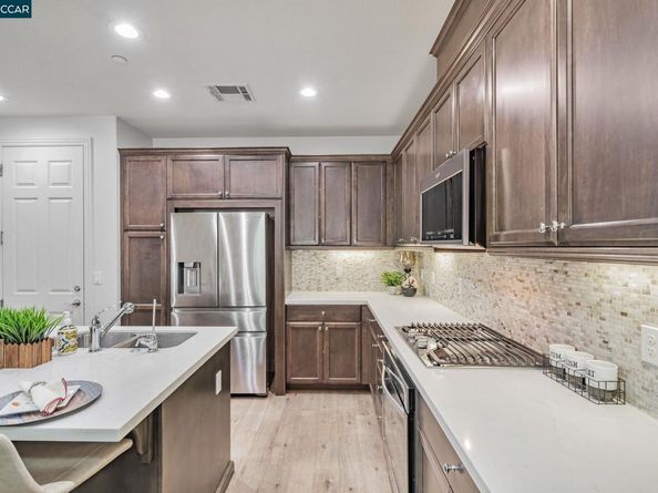 6260 Main Branch Rd, San Ramon CA 94582