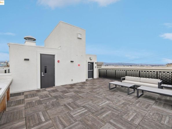 2881 Tradewind Dr, Alameda CA 94501