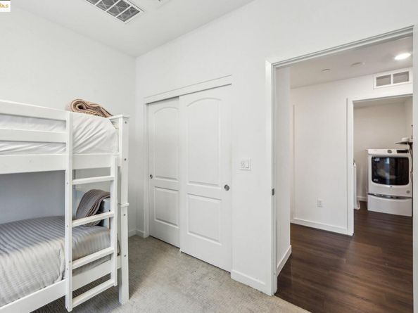 2881 Tradewind Dr, Alameda CA 94501