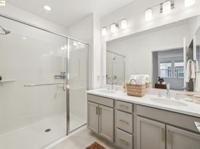 2881 Tradewind Dr, Alameda CA 94501
