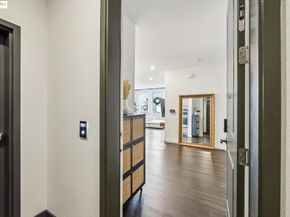 2881 Tradewind Dr, Alameda CA 94501