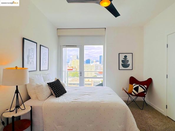 222 Broadway APT 1412, Oakland CA 94607